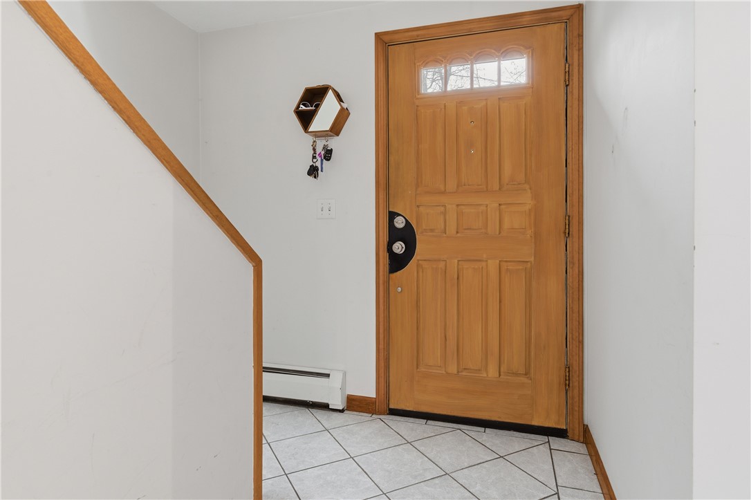 7 Wake Robin Road 1604