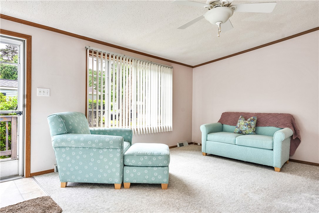 13 Liena Rose Way