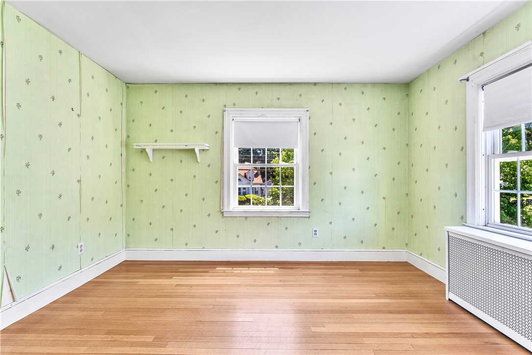 172 Hoyt Avenue