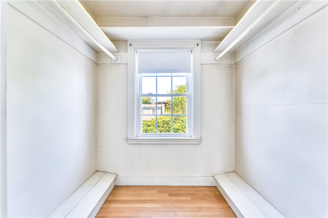172 Hoyt Avenue