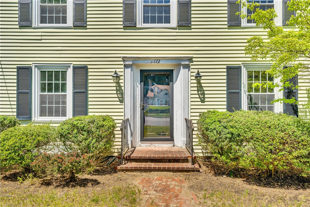 172 Hoyt Avenue