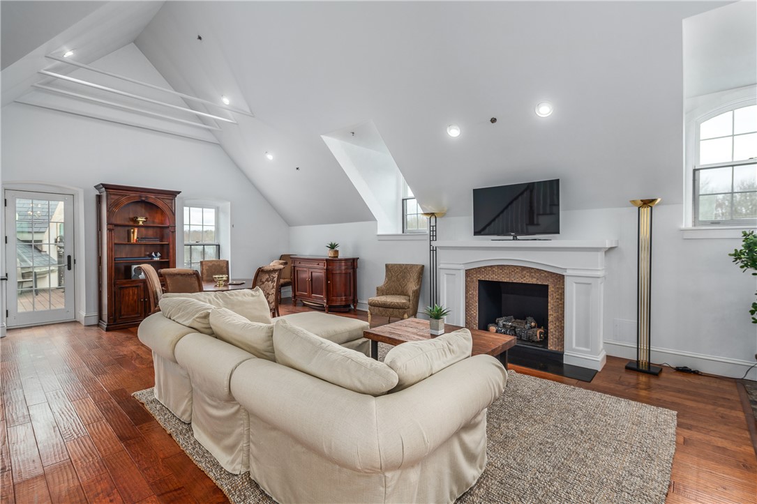 1000 Chapel View Boulevard 312