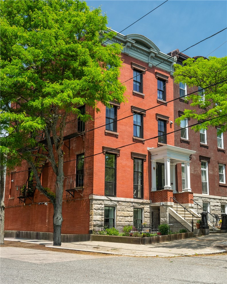 96 Bowen Street 3