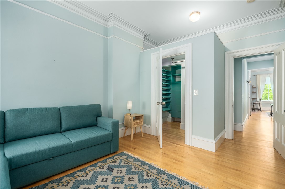 96 Bowen Street 3