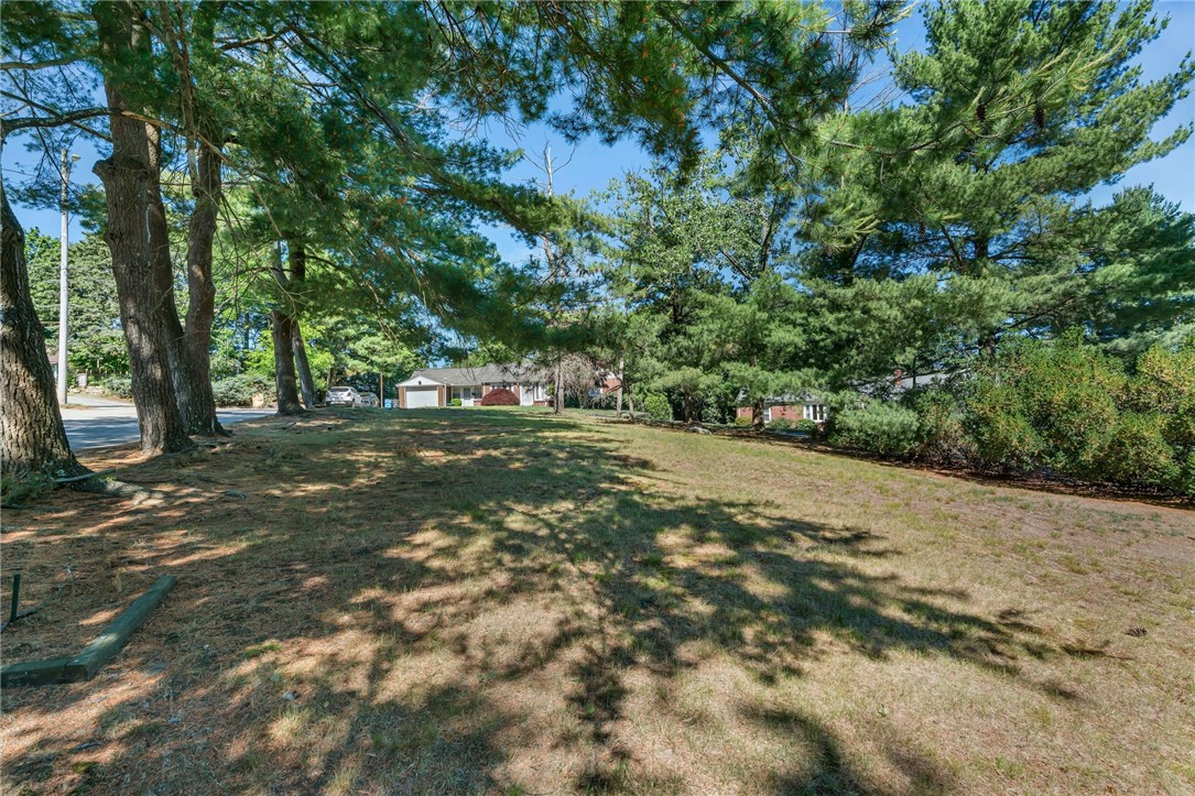 83 Valente Drive