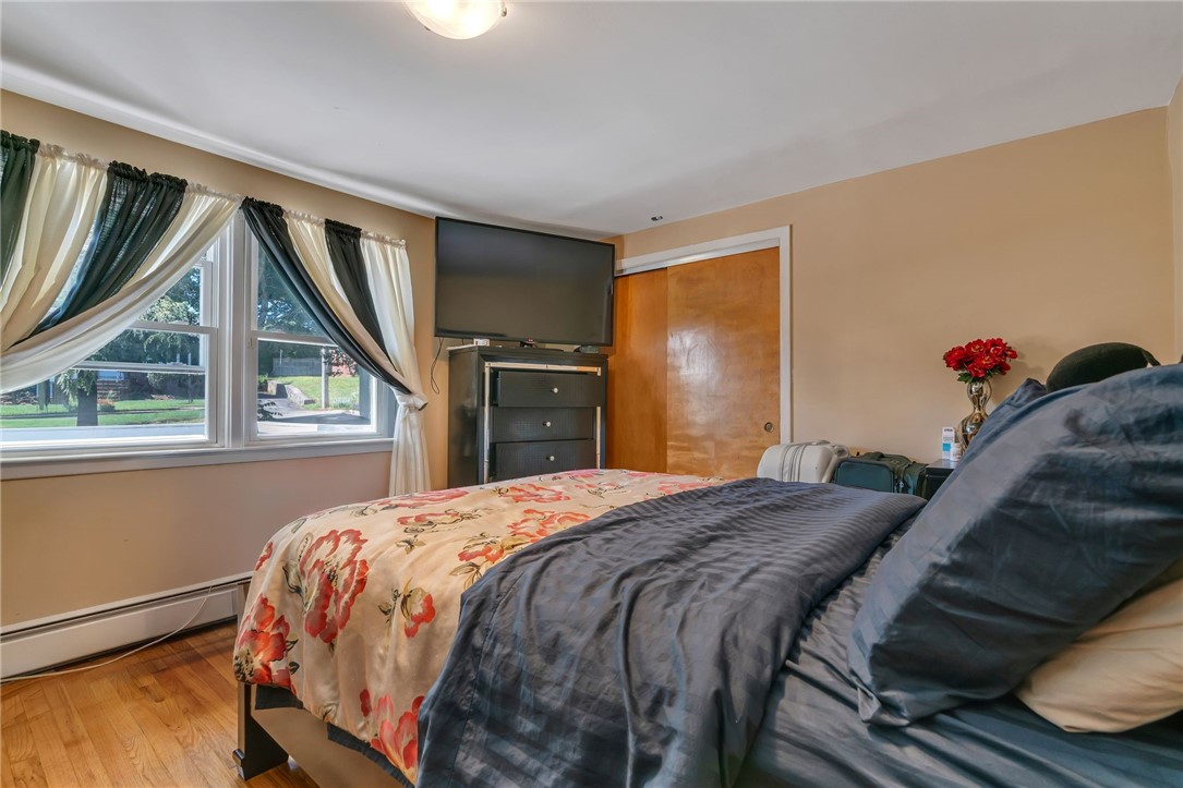 83 Valente Drive