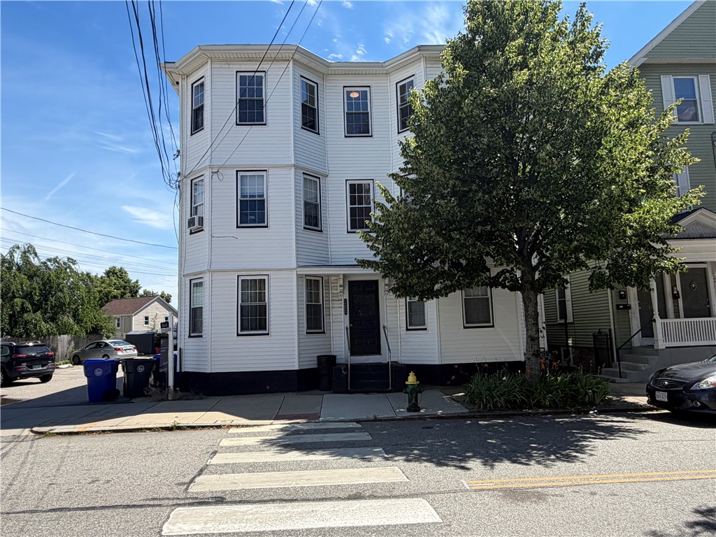 132 De Pasquale Avenue 2