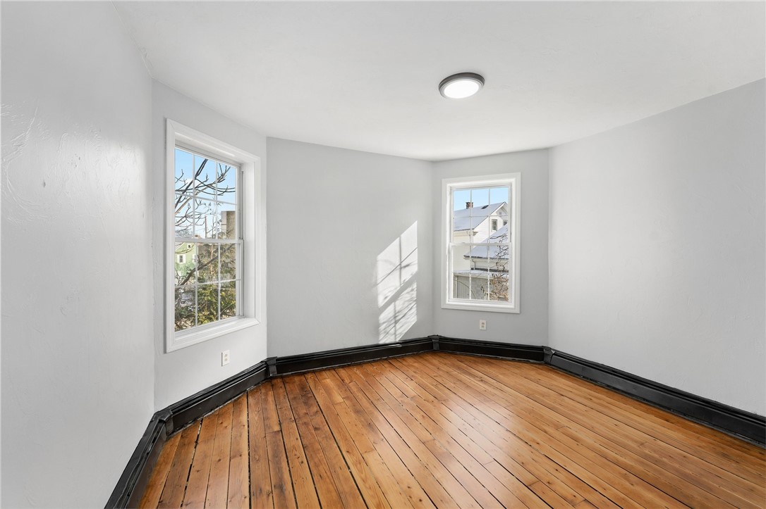 132 De Pasquale Avenue 2