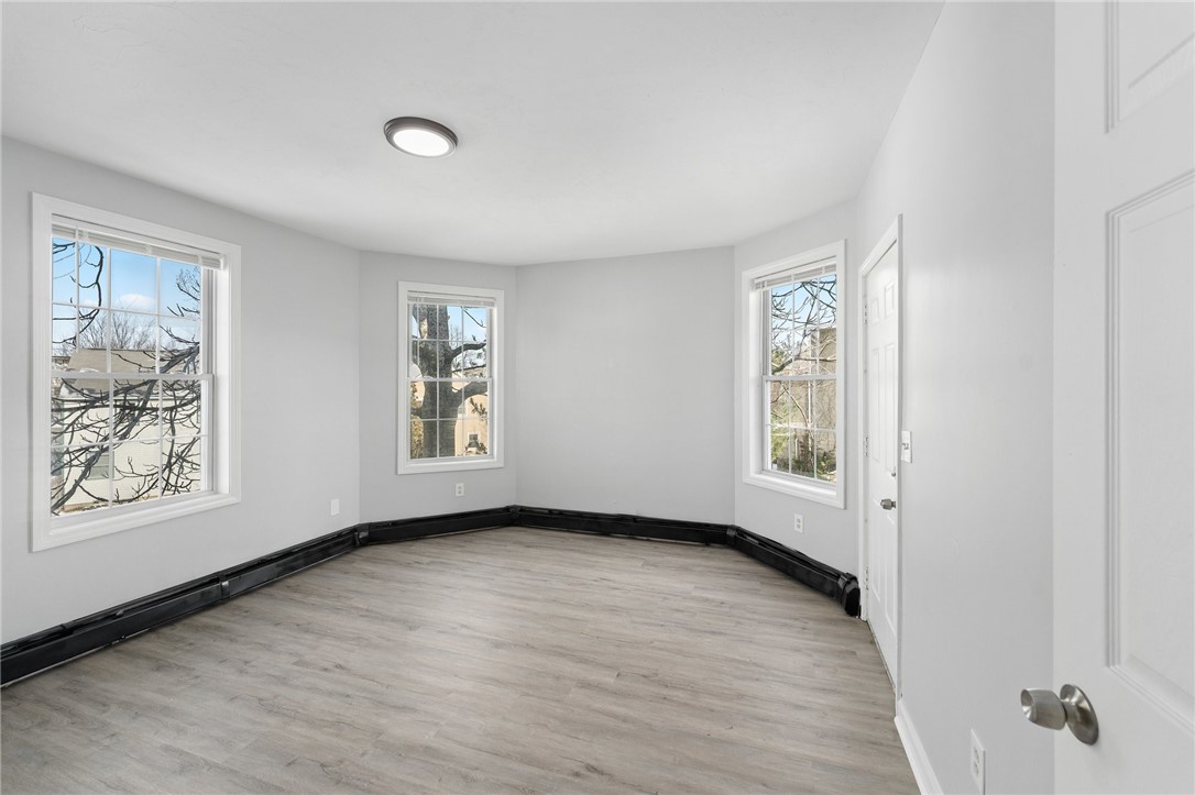 132 De Pasquale Avenue 2
