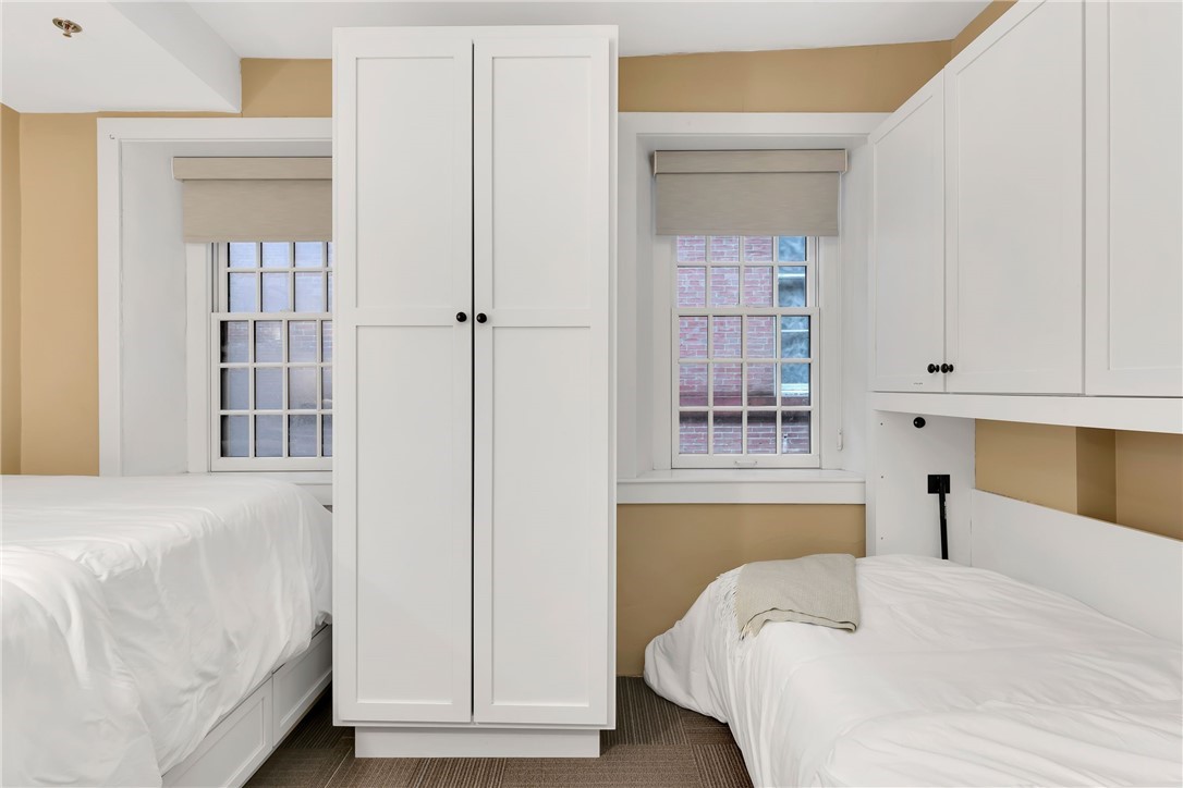 65 Weybosset Street 222
