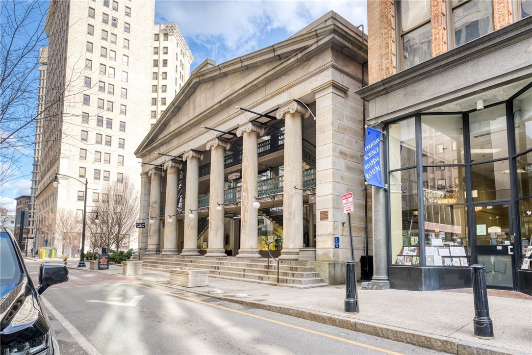 65 Weybosset Street 222