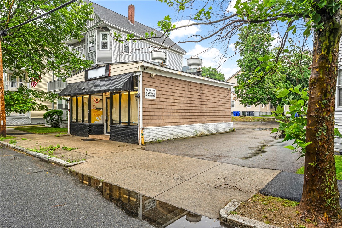 228 Oakland Avenue