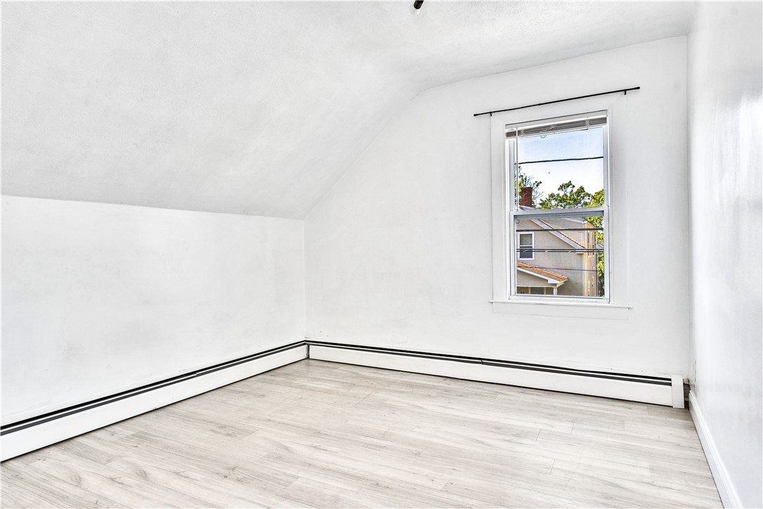 86 Woodward Avenue 2