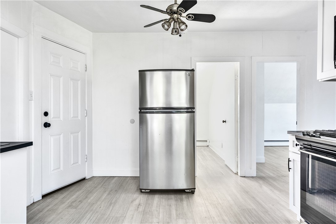 86 Woodward Avenue 2
