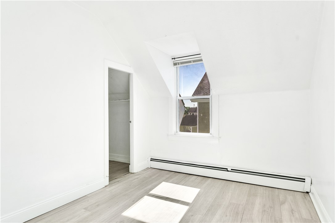 86 Woodward Avenue 2