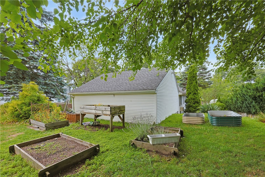 205 Waterman Avenue