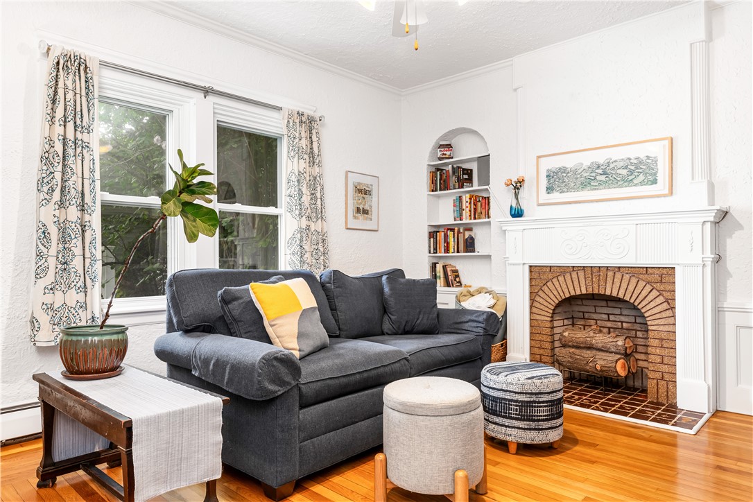32 Benbridge Avenue