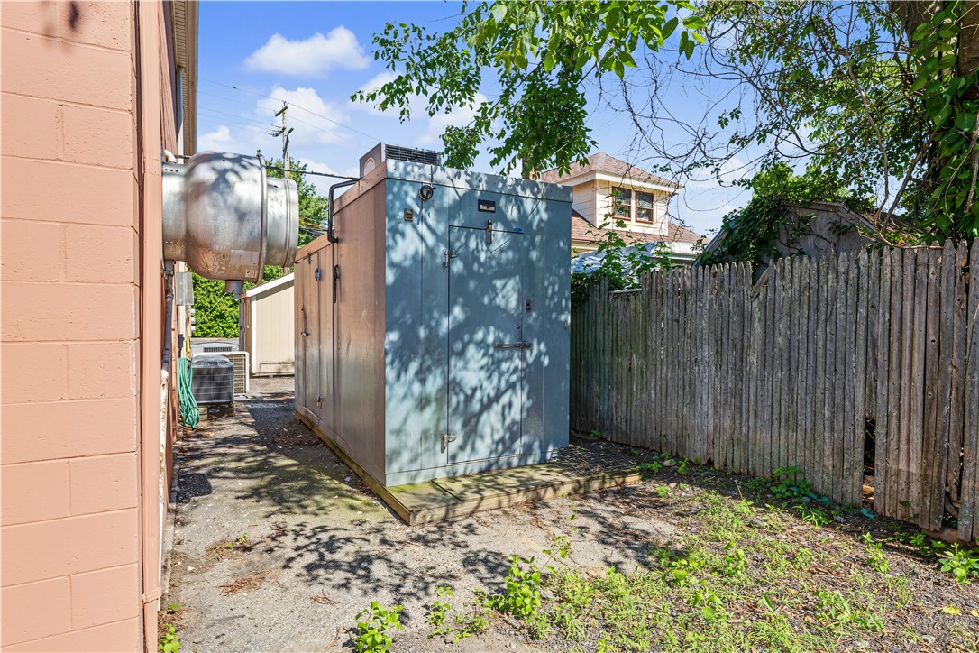1690 West Shore Road