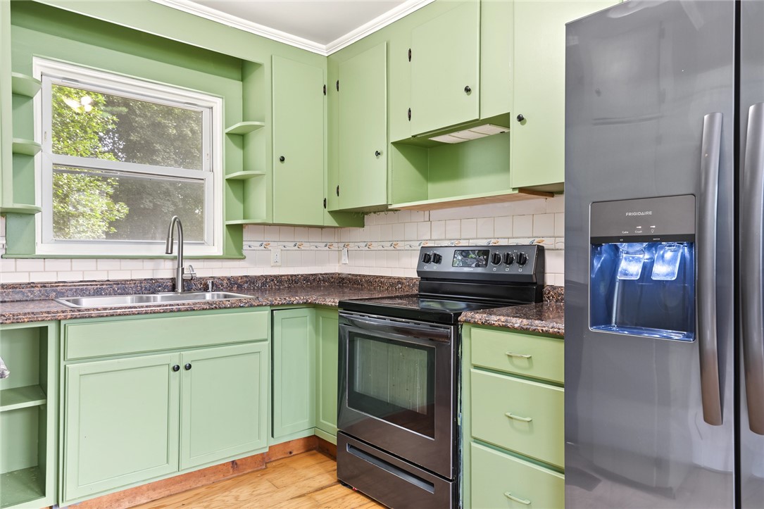3 Champlin Drive