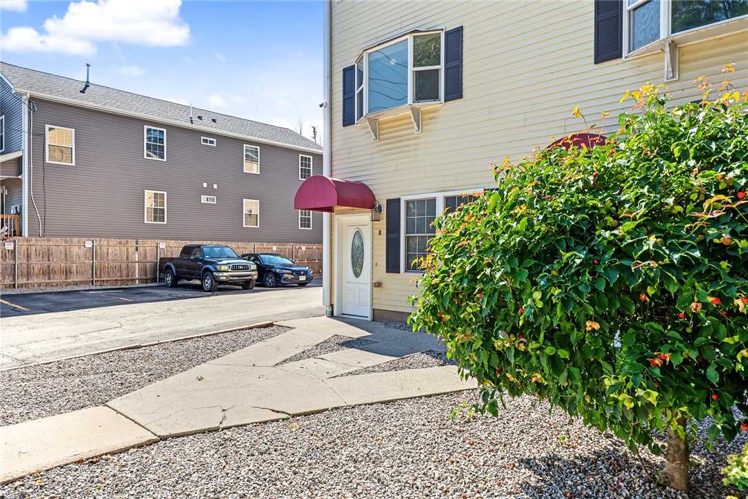 102 Dixon Street 1