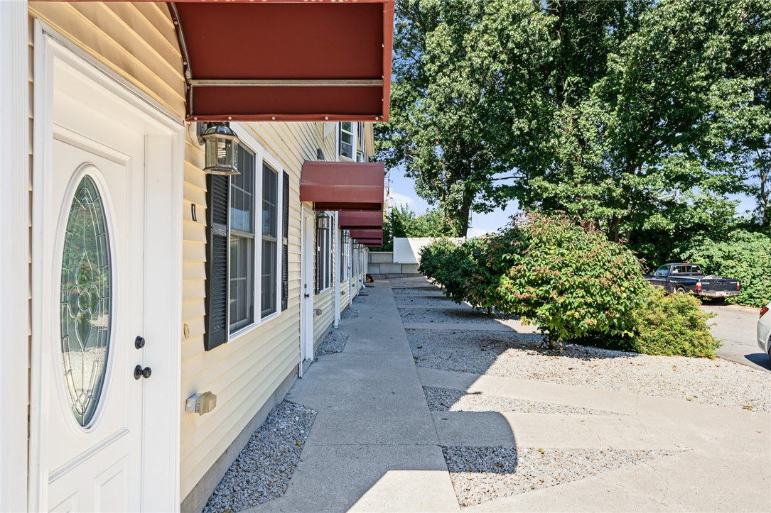 102 Dixon Street 1