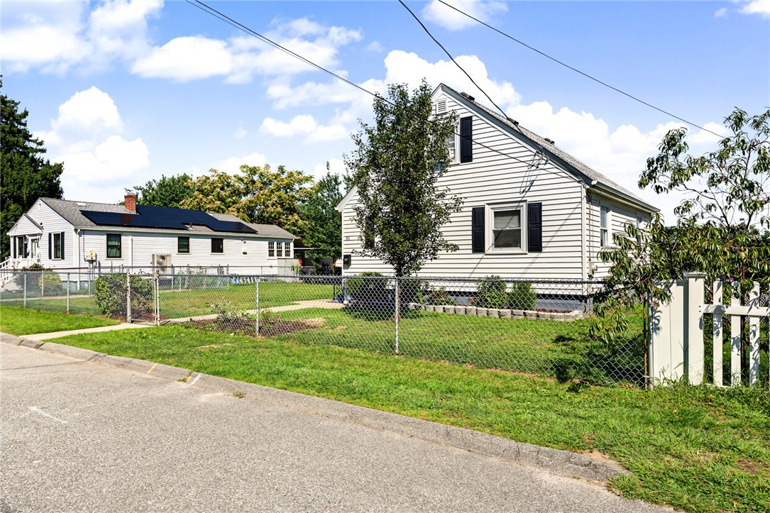 51 Lowell Street