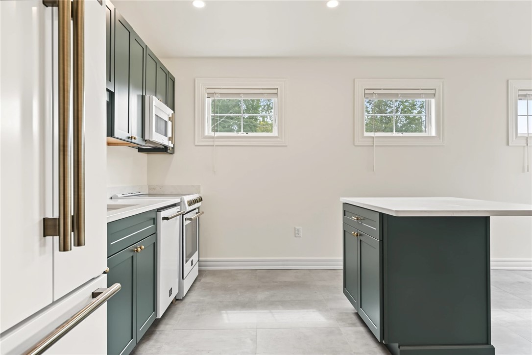 905 North Main Street 201