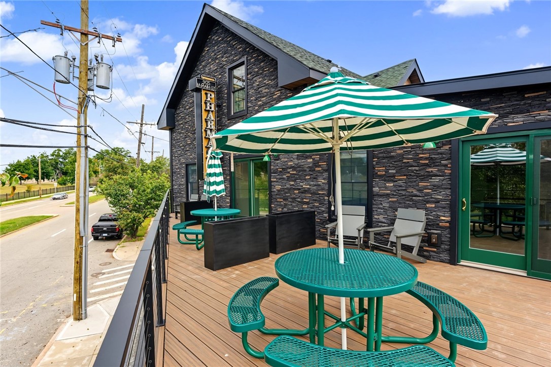 905 North Main Street 201