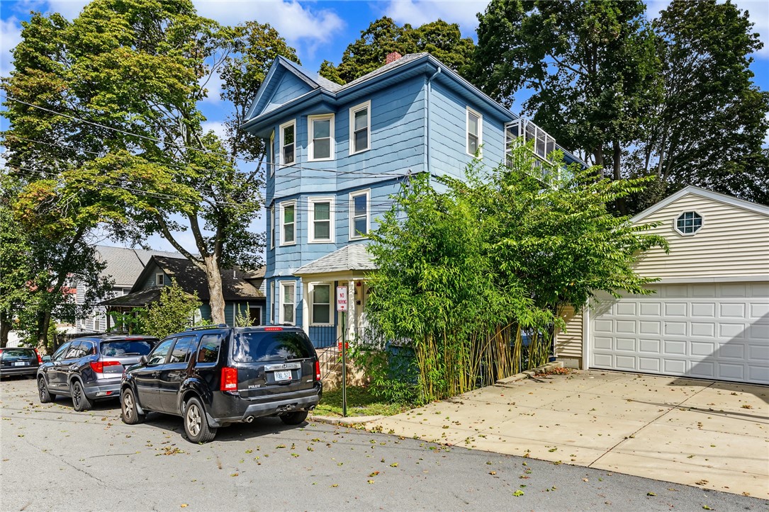 7 Williams Street