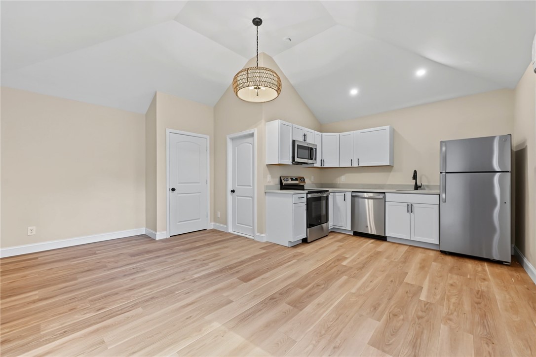 211 Carpenter Street