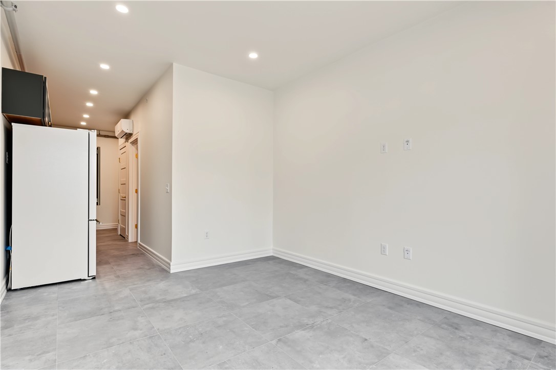 905 North Main Street 202