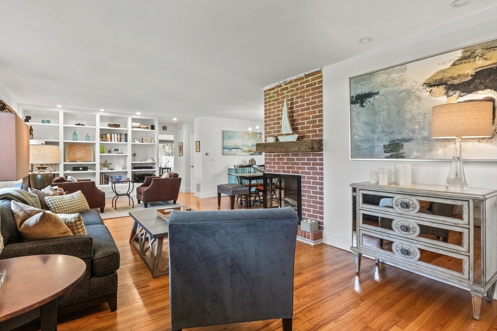 74 Circuit Ave