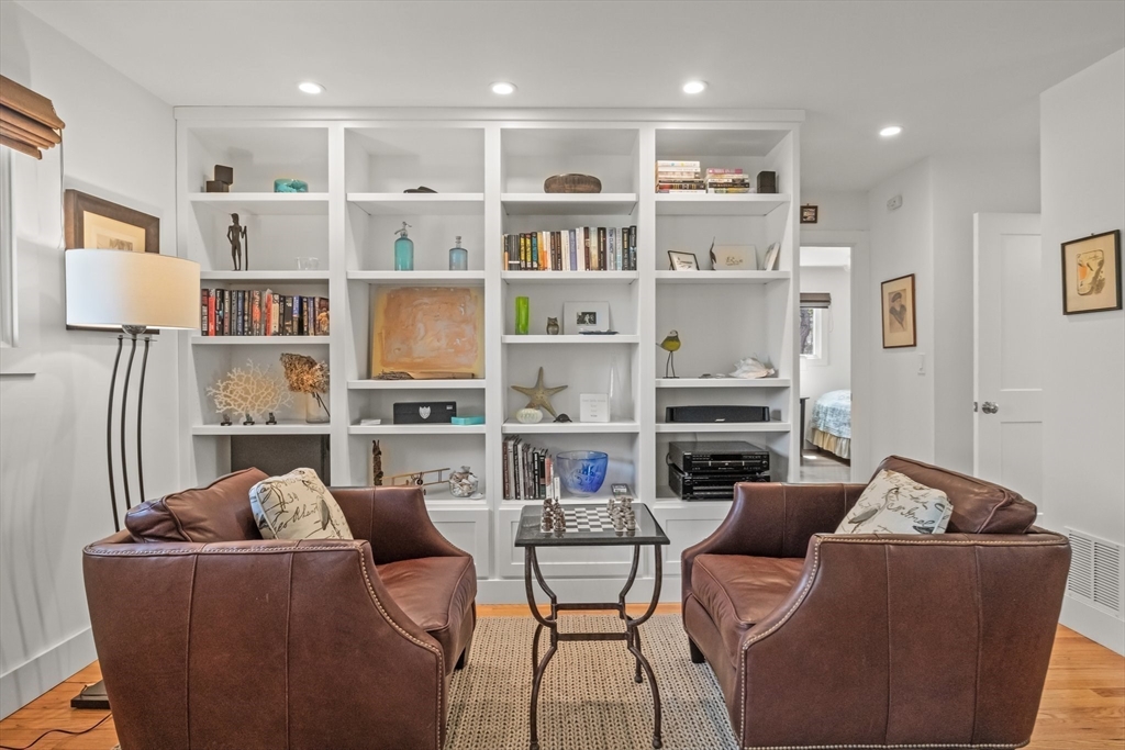 74 Circuit Ave