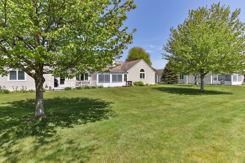11 Bonwood Dr # 11