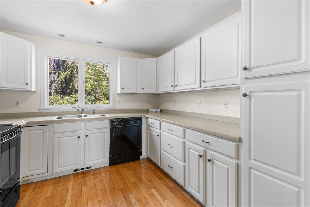 11 Bonwood Dr # 11