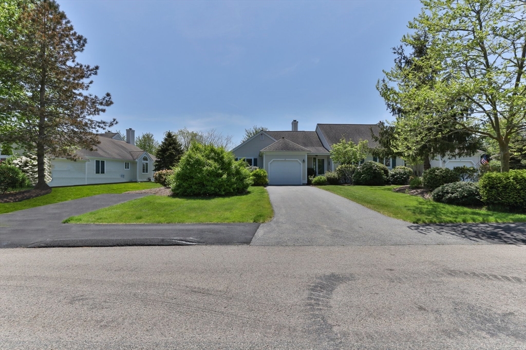 11 Bonwood Dr # 11