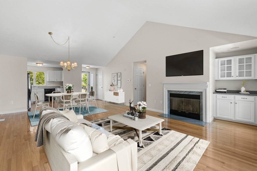 11 Bonwood Dr # 11