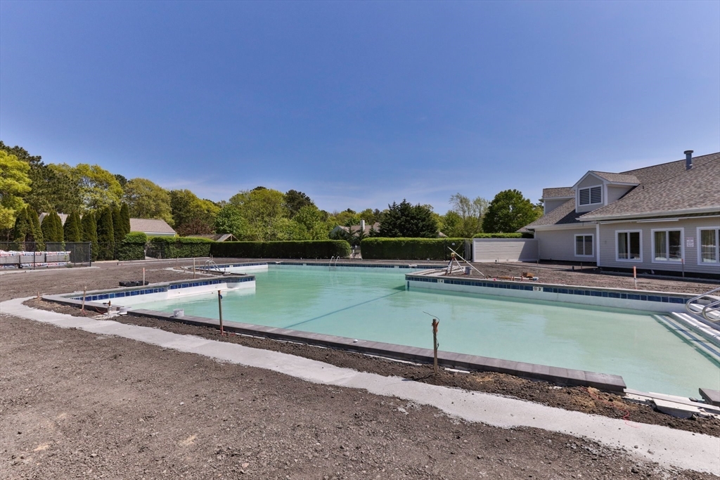 11 Bonwood Dr # 11