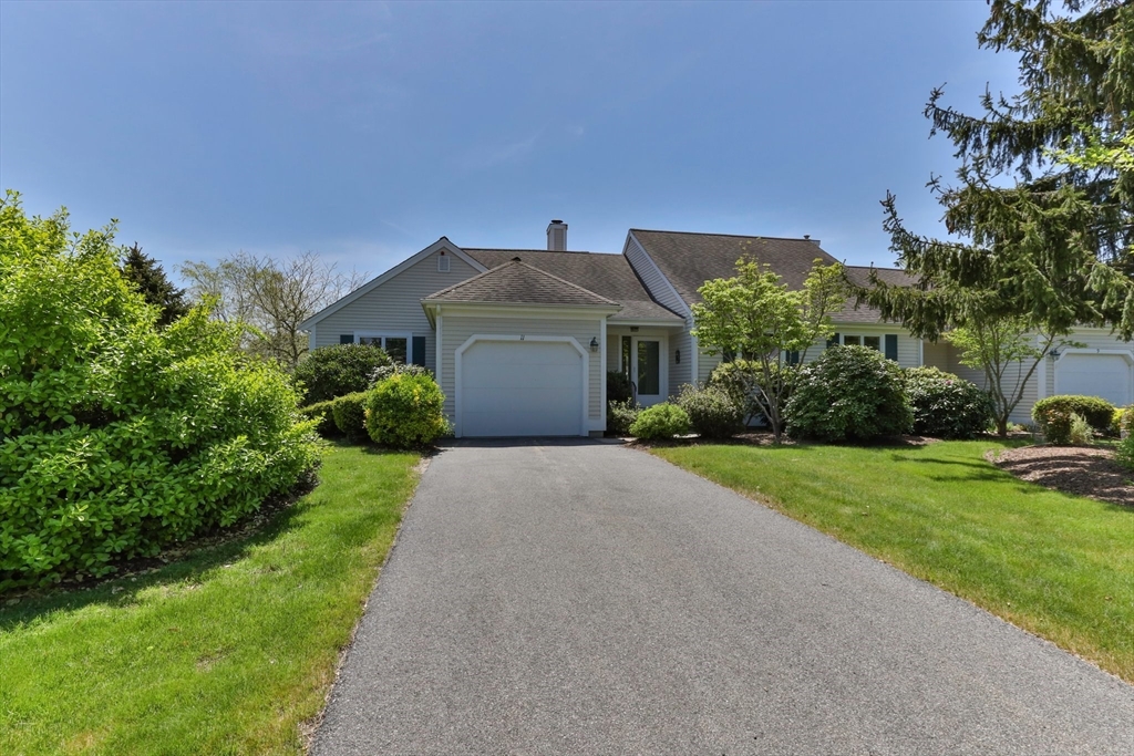 11 Bonwood Dr # 11