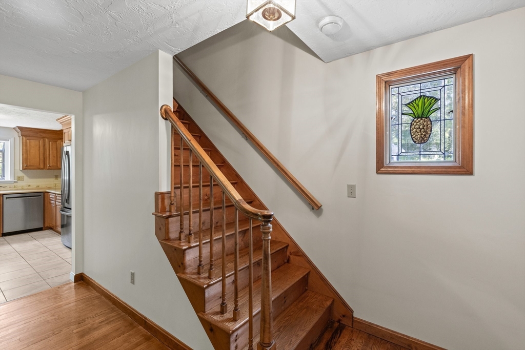 8 Village Dr