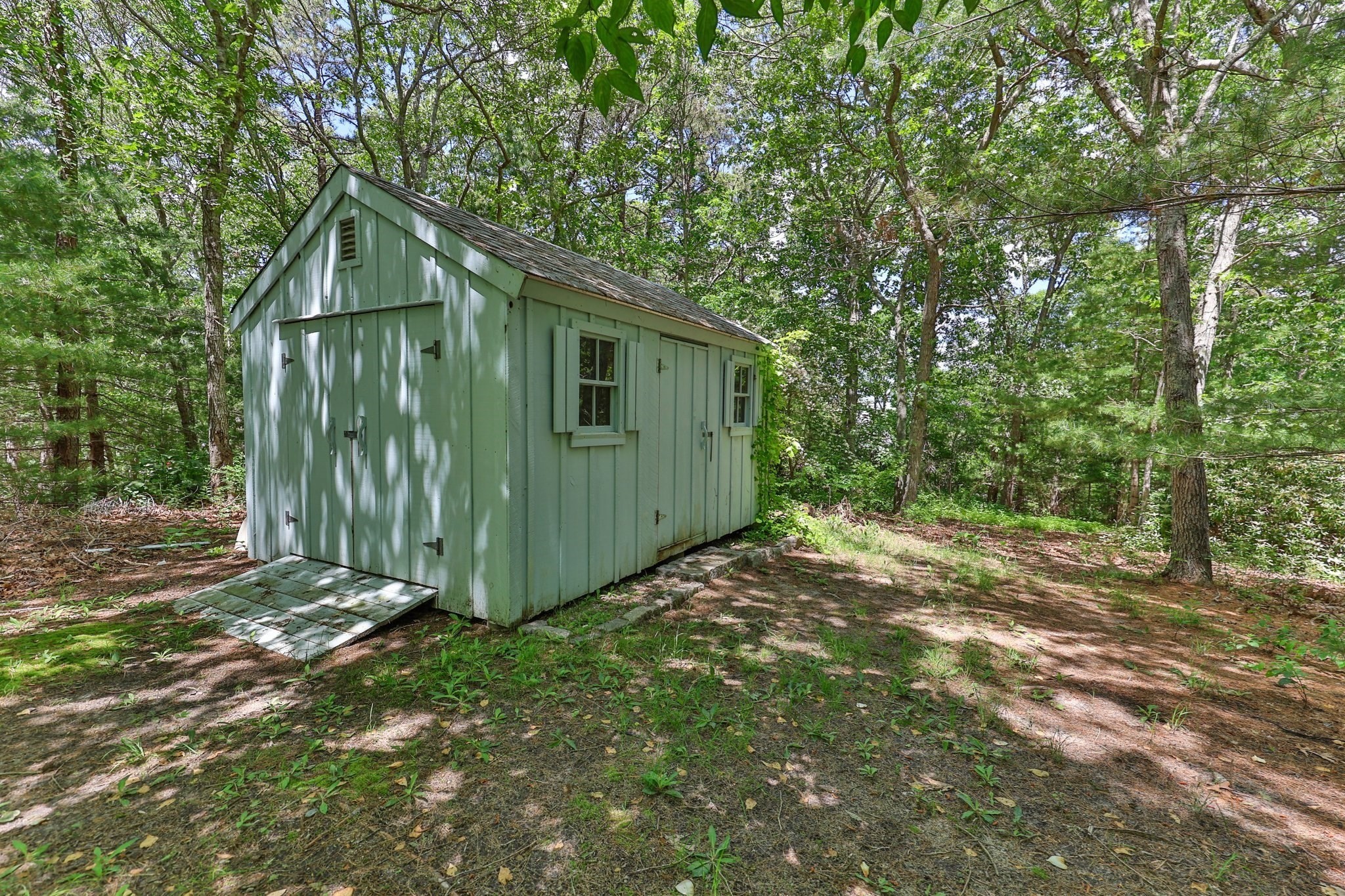6 Village Dr