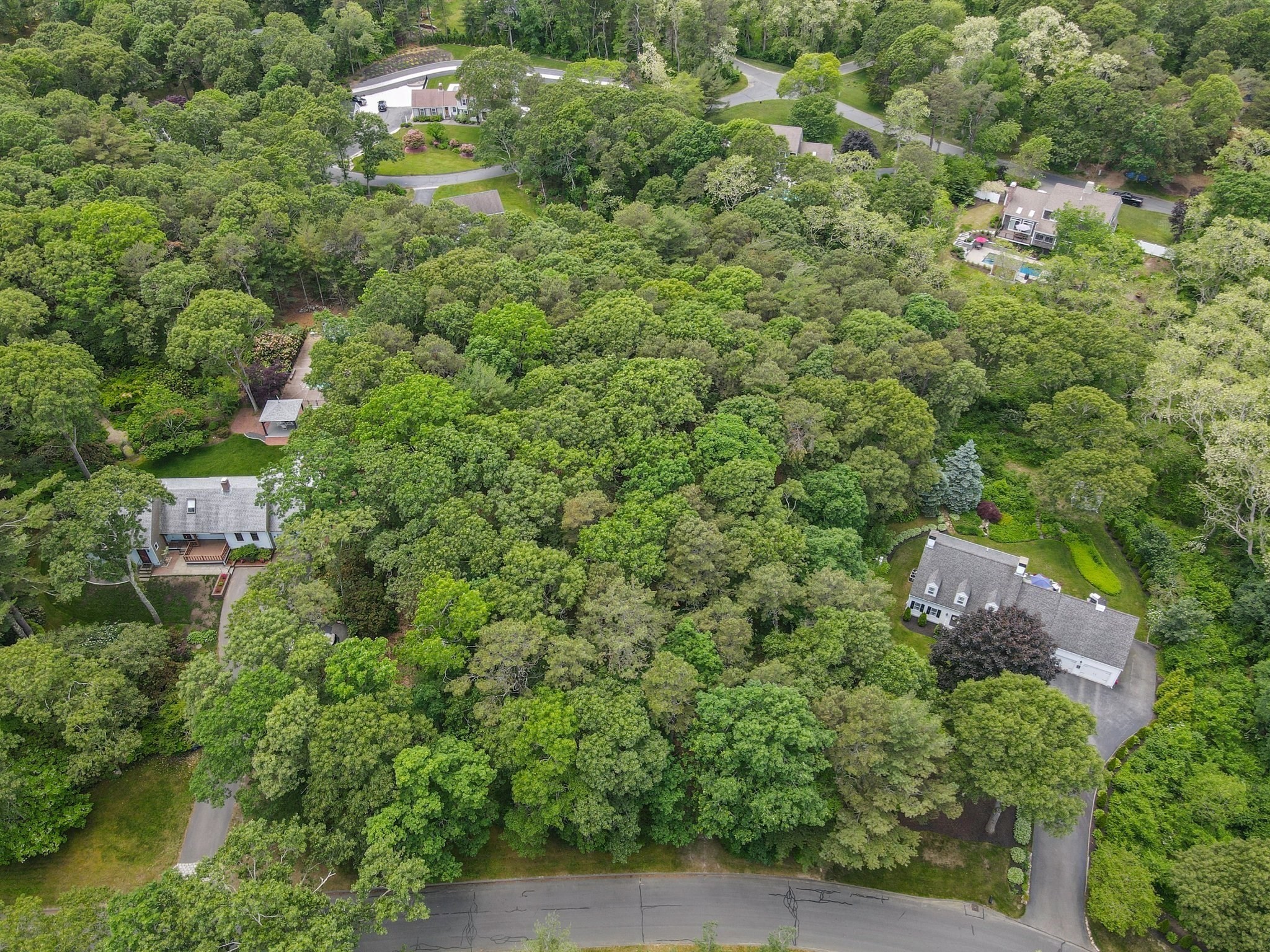 6 Village Dr