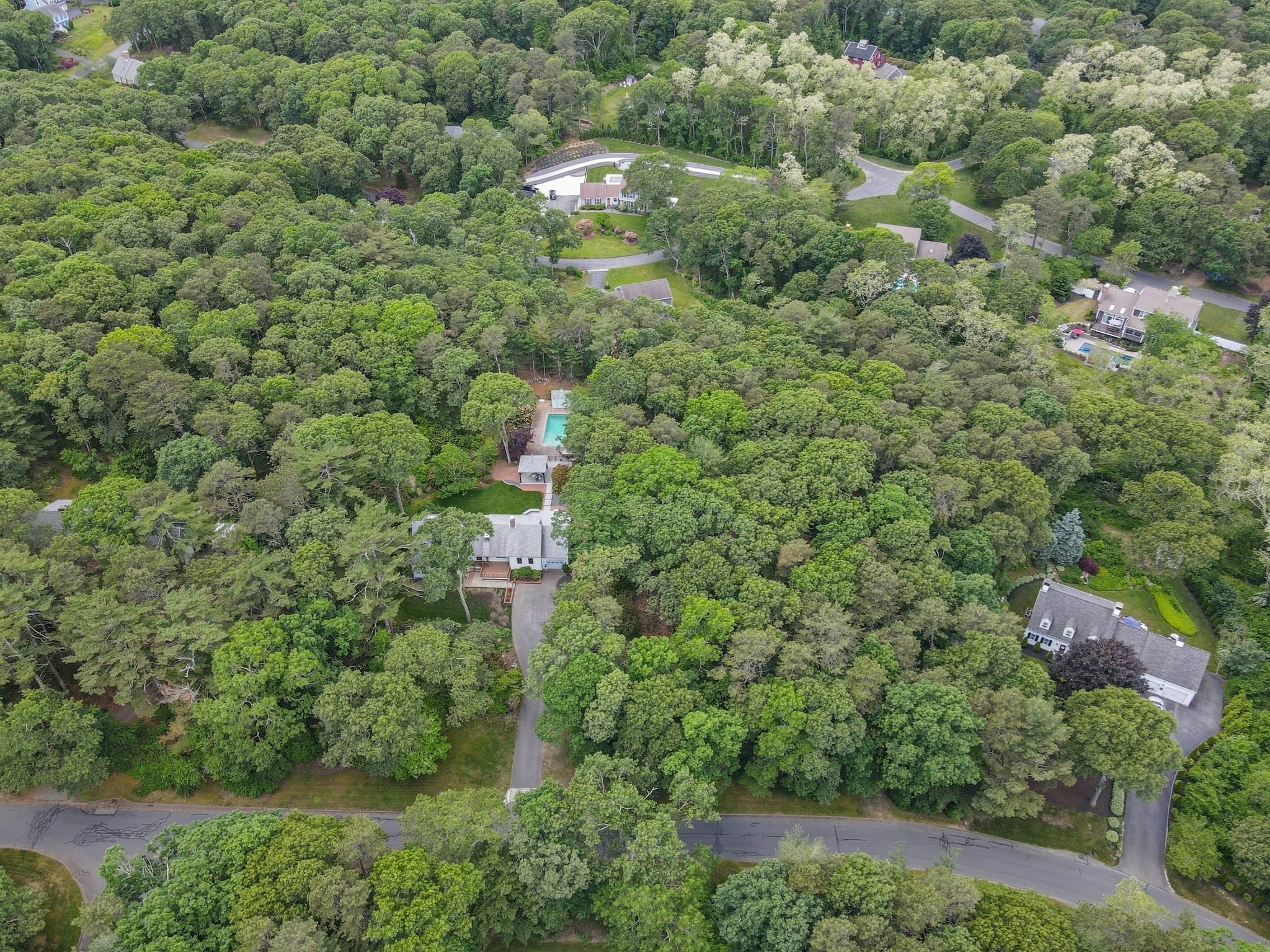 6 Village Dr