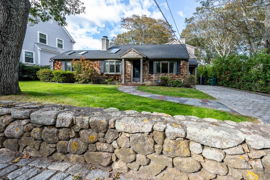 666 Craigville Beach Rd