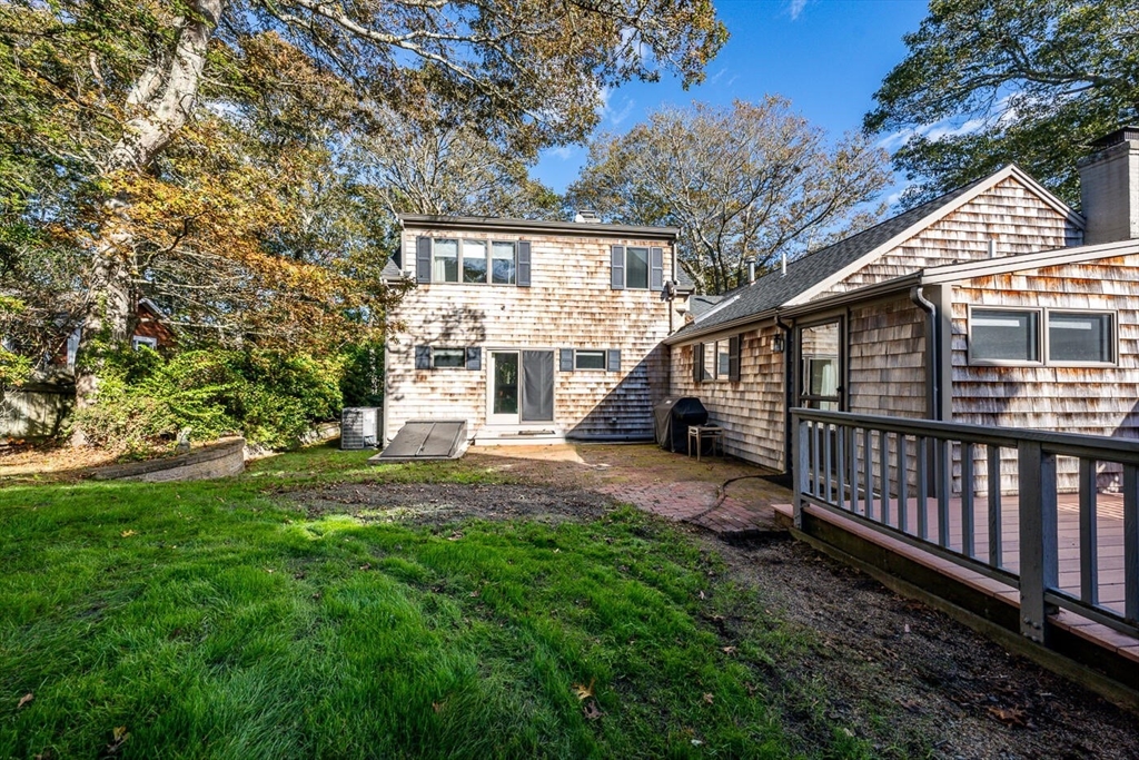 666 Craigville Beach Rd