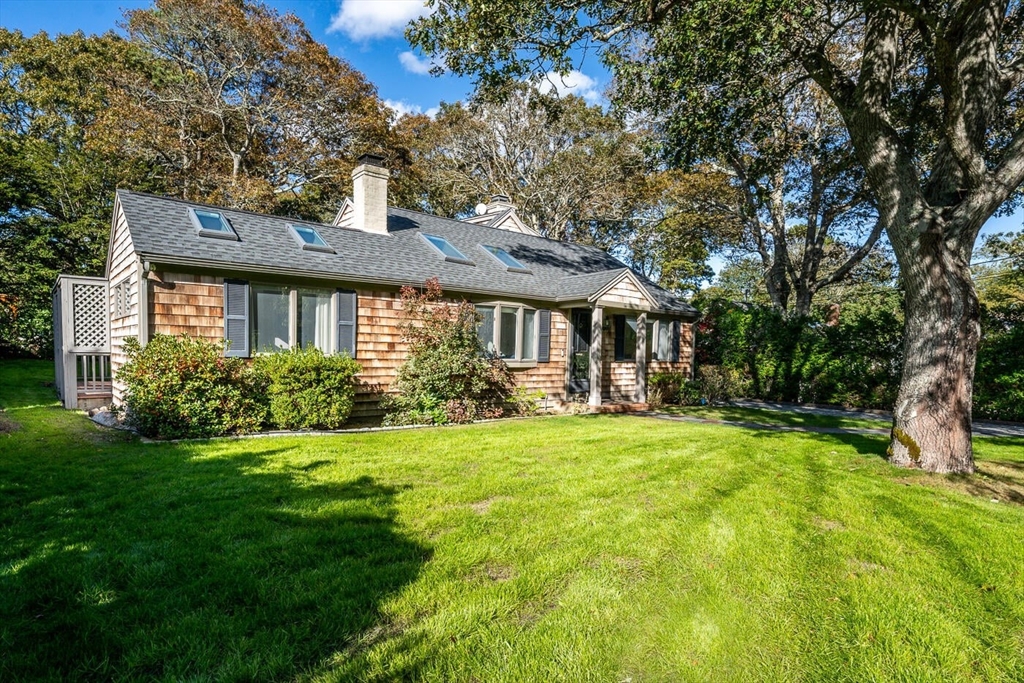 666 Craigville Beach Rd