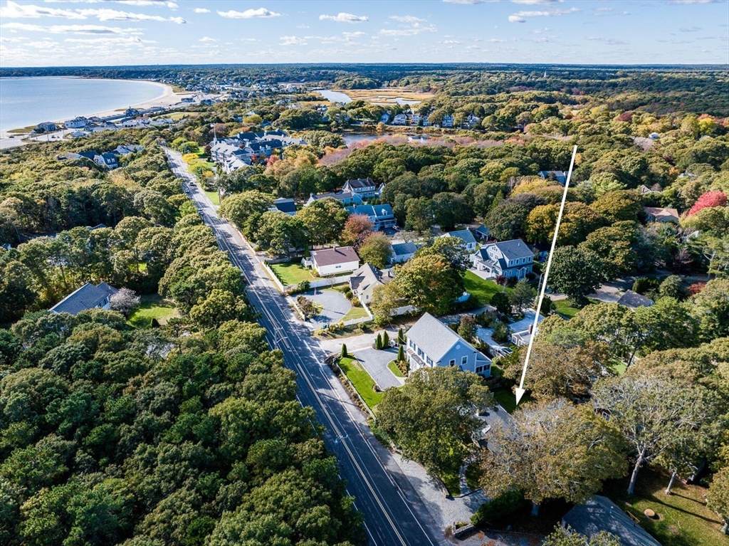 666 Craigville Beach Rd