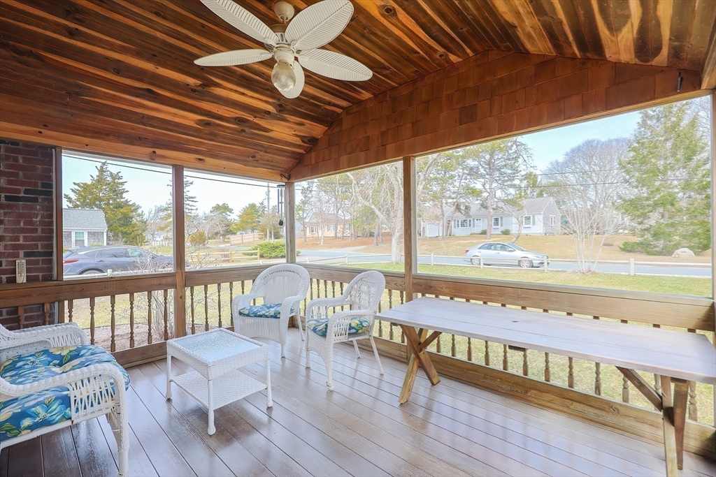 3 Newcomb Dr