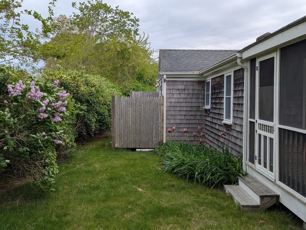 3 Newcomb Dr
