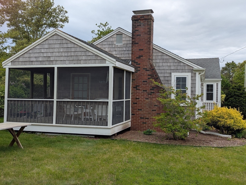 3 Newcomb Dr